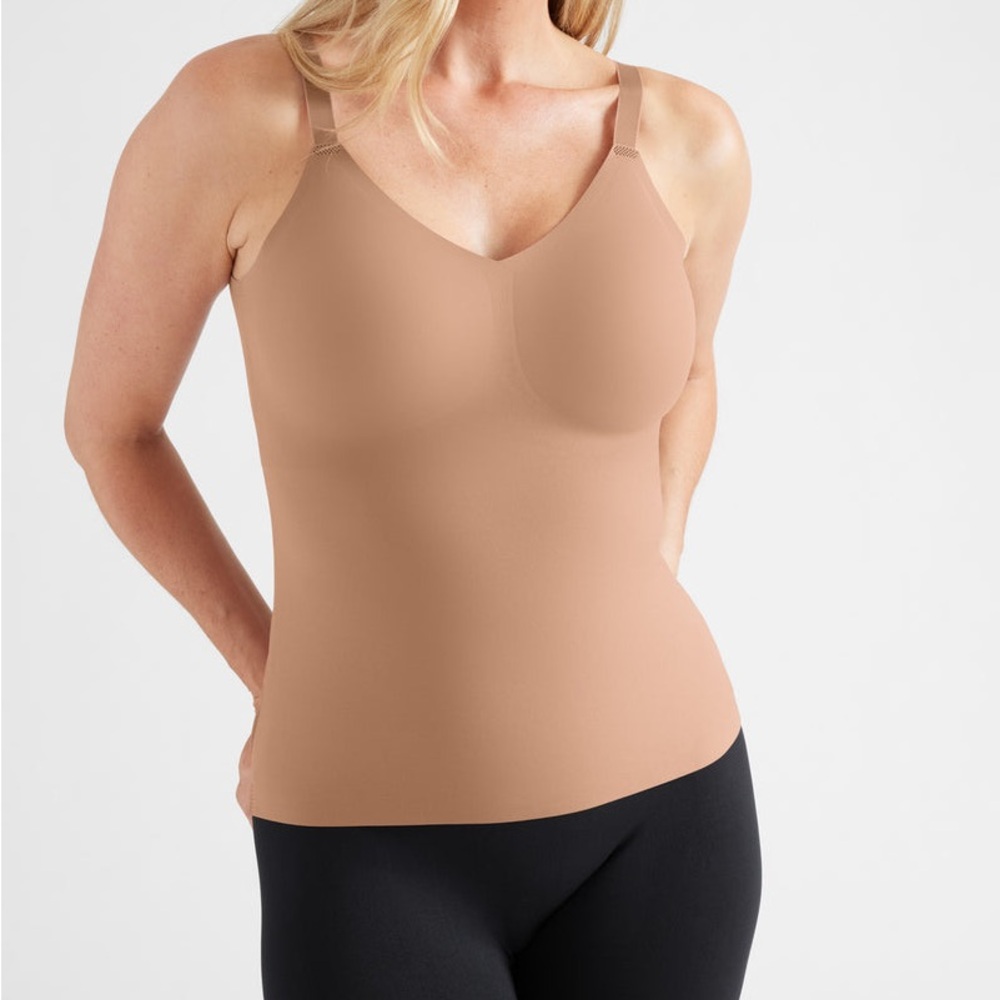 Knix LuxeLift V-Neck Tank